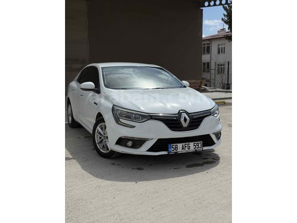 Sahibinden Renault Megane 1.5 Blue DCI Touch 2020 Model 