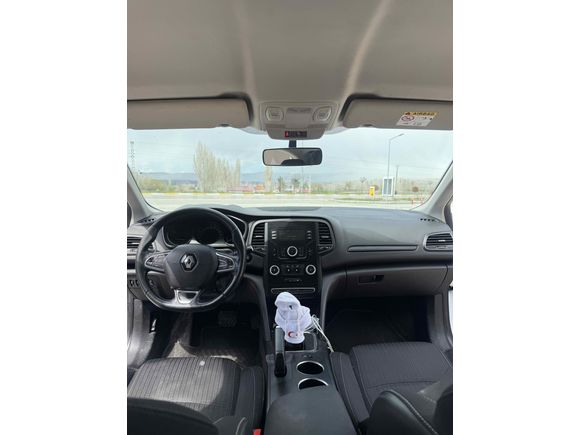 Sahibinden Renault Megane 1.5 Blue DCI Touch 2020 Model 