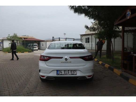 Sahibinden Renault Megane 1.3 TCe Joy 2021 Model