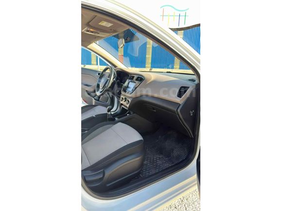 HATASIZ 93,500 KM Hyundai i20 1.2 MPI Elite 2017 Model 