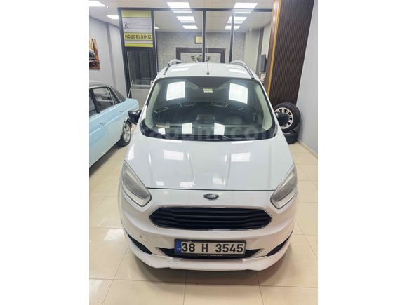 Acill satlıkk Ford Tourneo Courier 1.6 TDCi  Titanium Plus 2016 Model  