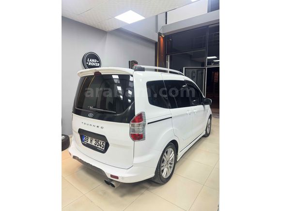 Acill satlıkk Ford Tourneo Courier 1.6 TDCi  Titanium Plus 2016 Model  