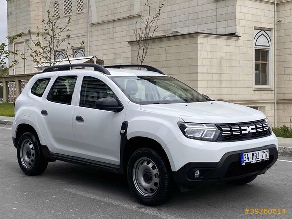 2024 DUSTER 4X4 30 BİN KM YENİ LOGO MAKYAJLI 1.3 TCE 150 HP