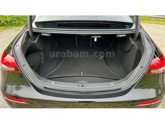 Sahibinden Mercedes - Benz E 200 d Exclusive 2022 Model HATASIZ-DEĞİŞENSİZ
