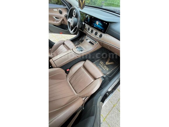 Sahibinden Mercedes - Benz E 200 d Exclusive 2022 Model HATASIZ-DEĞİŞENSİZ