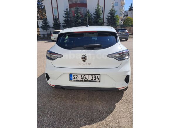 Sahibinden Renault Clio 1.0 TCe Evolution 2025 Model