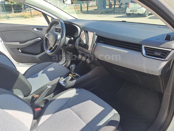 Sahibinden Renault Clio 1.0 TCe Evolution 2025 Model