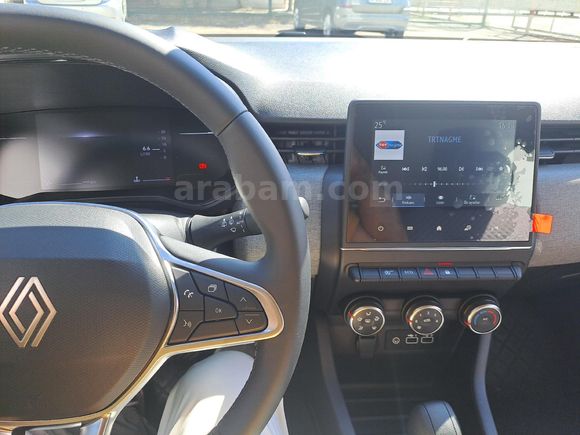 Sahibinden Renault Clio 1.0 TCe Evolution 2025 Model