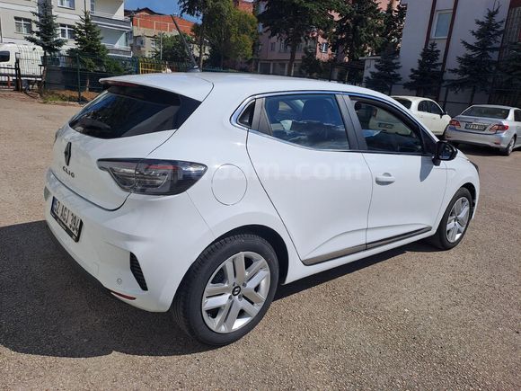 Sahibinden Renault Clio 1.0 TCe Evolution 2025 Model