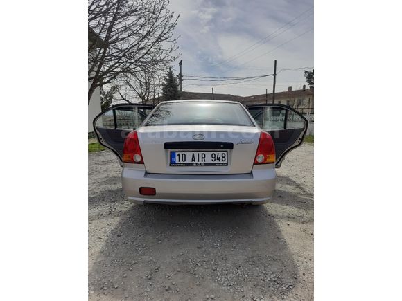 Sahibinden Hyundai Accent 1.3 Admire 2005 Model