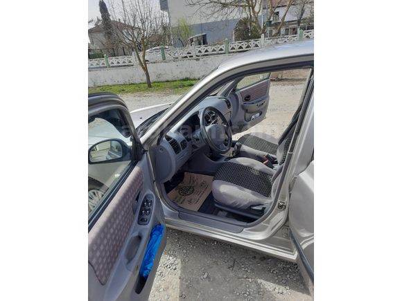 Sahibinden Hyundai Accent 1.3 Admire 2005 Model