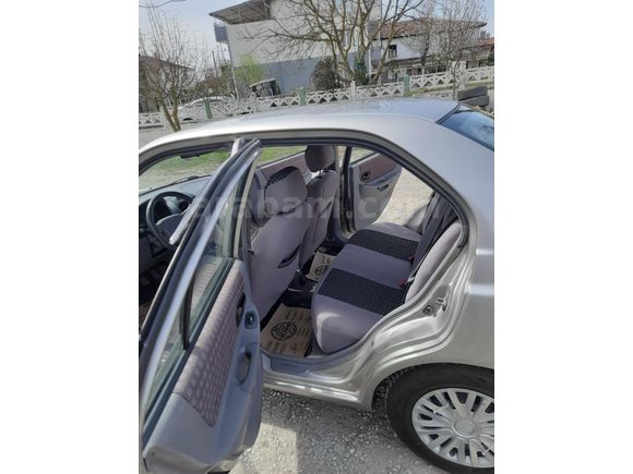 Sahibinden Hyundai Accent 1.3 Admire 2005 Model