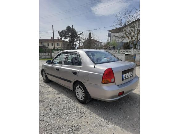 Sahibinden Hyundai Accent 1.3 Admire 2005 Model