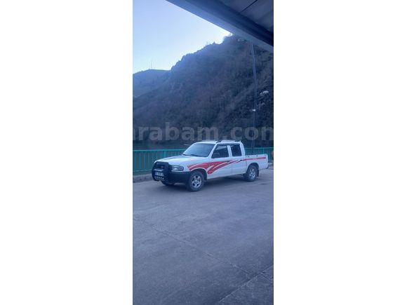 Sahibinden Mazda B2500 2.5 D 2001 Model