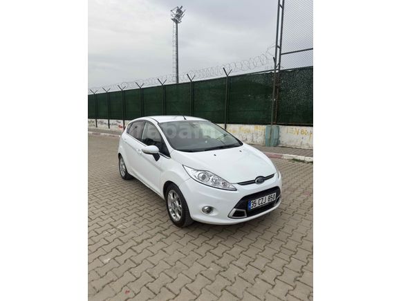 Sahibinden Ford Fiesta 1.4 TDCi Titanium 2012 model