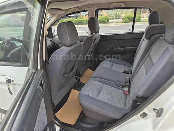 ÇAKMAKLAR'DAN 2004 MODEL HYUNDAI GETZ 188.000 KM DEĞİŞENSİZ