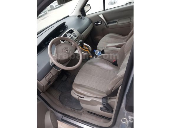 Sahibinden Renault Scenic 1.6 Privilege 2006 Model