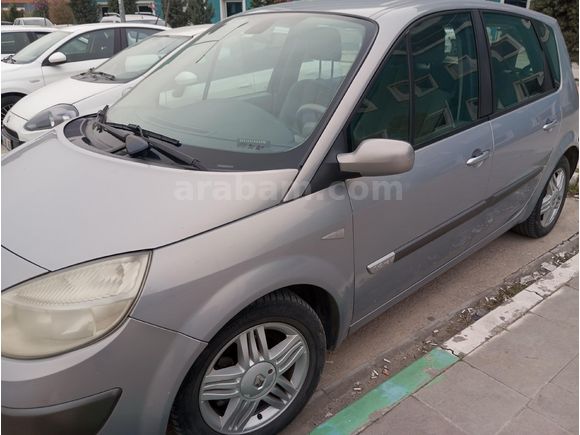 Sahibinden Renault Scenic 1.6 Privilege 2006 Model