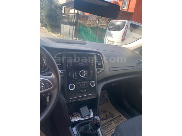 Sahibinden Renault Megane 1.3 TCe Joy 2020 Model 