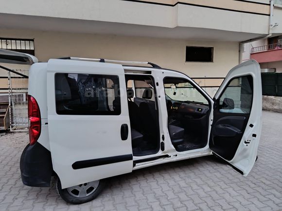 Sahibinden ACİLL Fiat Doblo Combi 1.3 Multijet Dynamic 2013 Model
