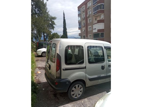 Sahibinden Renault Kangoo 1.9 D 2003 Model İzmir