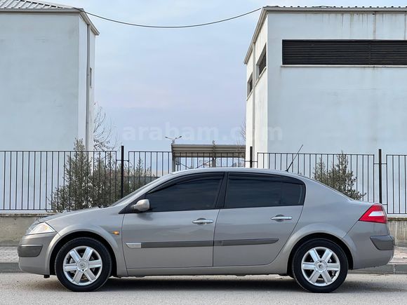 Sahibinden Renault Megane 1.6 Dynamique 2005 Model  164.000 km Gri