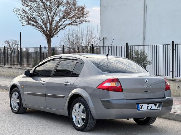 Sahibinden Renault Megane 1.6 Dynamique 2005 Model  164.000 km Gri