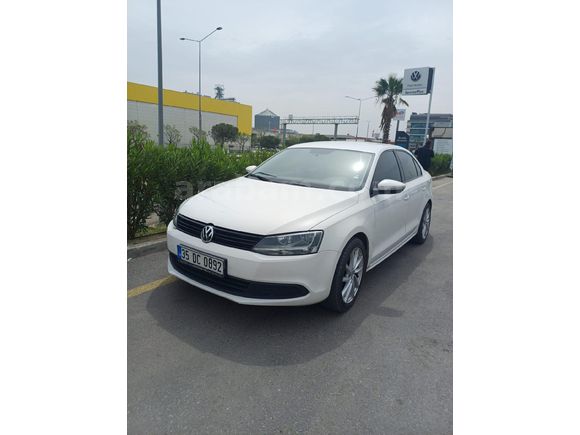 Çok Acil sahibinden Volkswagen Jetta 1.6 TDi Trendline 156.000 KM de 2012 Model