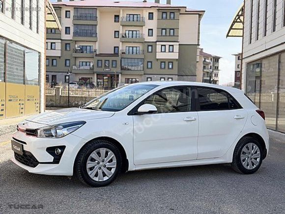 2020 MODEL KIA RIO 85 BİN KM'DE HATASIZ DEĞİŞENSİZ