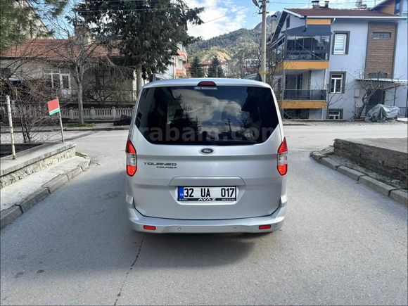 OTOMOBIL RUHSATLI HASAR KAYITSIZ YENİ BAKIMLI 2018 COURIER TITANIUM
PLUS