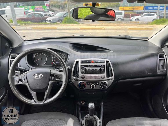 TAMAMINA YAKIN KIREDİLİ 2014 MODEL DİZEL 6 VİTES TEK DEĞİŞENLİ