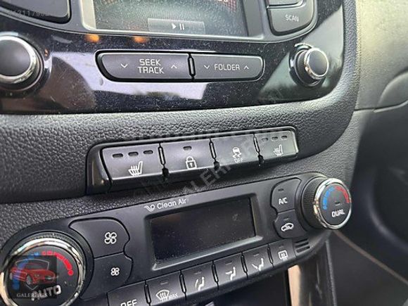 KİA CEED 1.6 CRDİ PREMİUM -CAM TAVAN-ISITMA-OTOMATİK PARK-