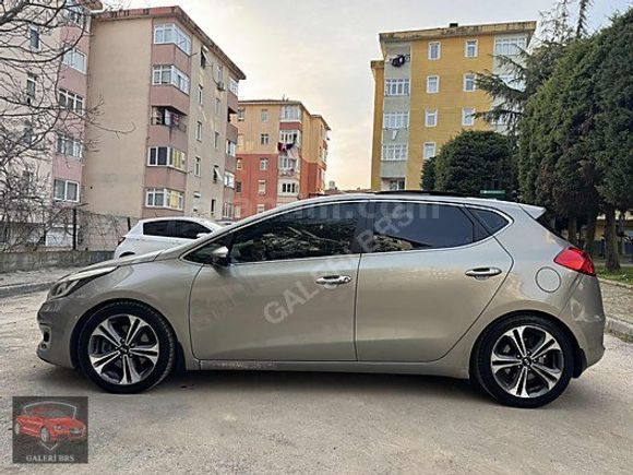 KİA CEED 1.6 CRDİ PREMİUM -CAM TAVAN-ISITMA-OTOMATİK PARK-