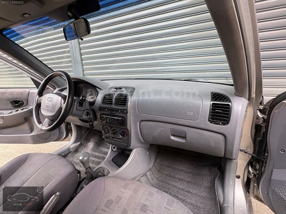 SELİM AUTO'DAN 2004 HYUNDAI ACCENT 1,5 CRDİ KLIMALI BAKIMLI