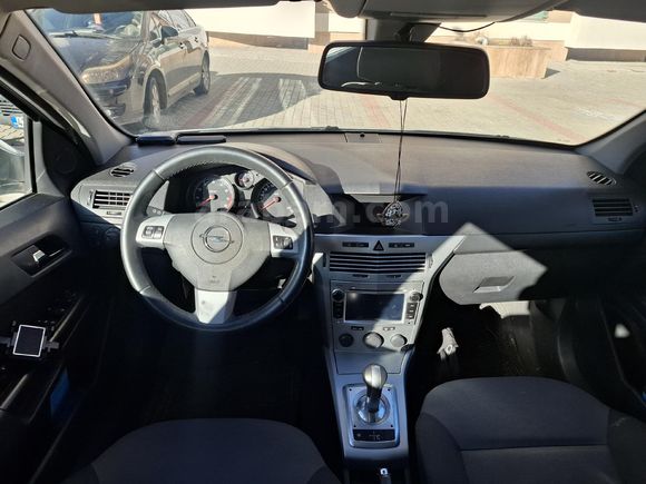 DEĞİŞENSİZ Opel Astra 1.6 Essentia Konfor 2011 Model