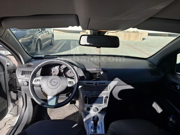 DEĞİŞENSİZ Opel Astra 1.6 Essentia Konfor 2011 Model