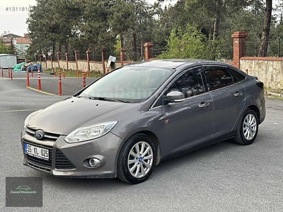 FORD FOCUS 3 BAKIMLI TEMİZ(KREDİ KARTI TAKSİT)
