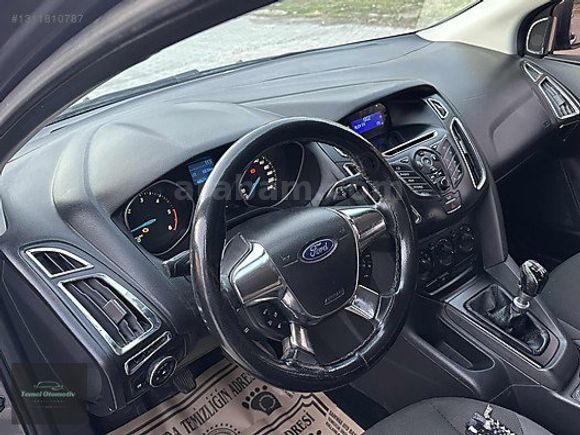 FORD FOCUS 3 BAKIMLI TEMİZ(KREDİ KARTI TAKSİT)
