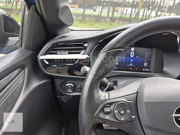 BULUT NETCAR'DAN 2023 MODEL OPEL CORSA 1.2 T GS CAM TAVAN HATASZ