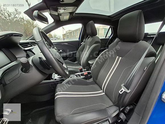 BULUT NETCAR'DAN 2023 MODEL OPEL CORSA 1.2 T GS CAM TAVAN HATASZ