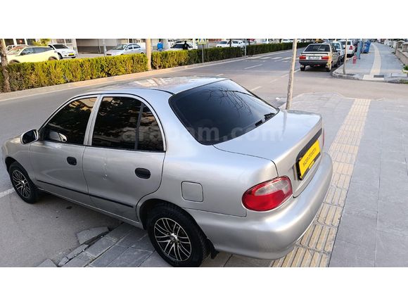 Galeriden Hyundai Accent 1.3 LX 1999 Model Niğde