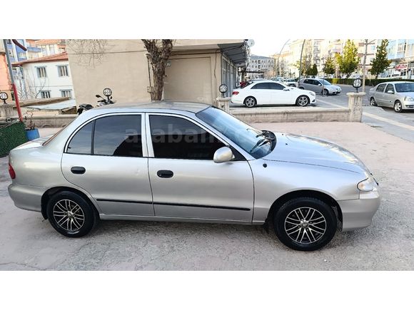 Galeriden Hyundai Accent 1.3 LX 1999 Model Niğde