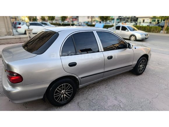 Galeriden Hyundai Accent 1.3 LX 1999 Model Niğde