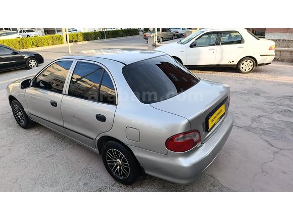 Galeriden Hyundai Accent 1.3 LX 1999 Model Niğde