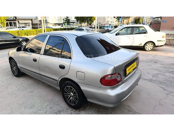 Galeriden Hyundai Accent 1.3 LX 1999 Model Niğde