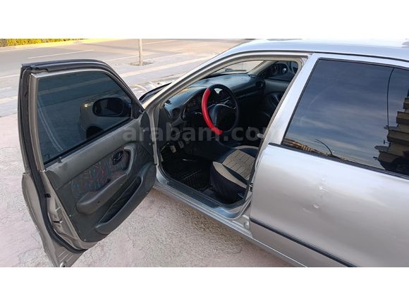 Galeriden Hyundai Accent 1.3 LX 1999 Model Niğde