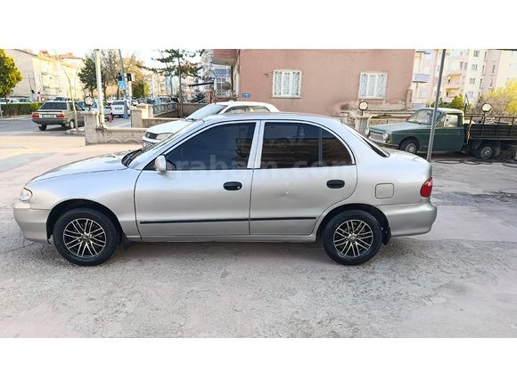 Galeriden Hyundai Accent 1.3 LX 1999 Model Niğde