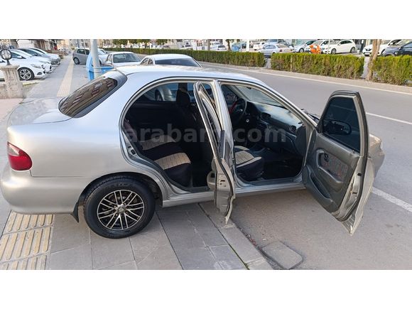 Galeriden Hyundai Accent 1.3 LX 1999 Model Niğde