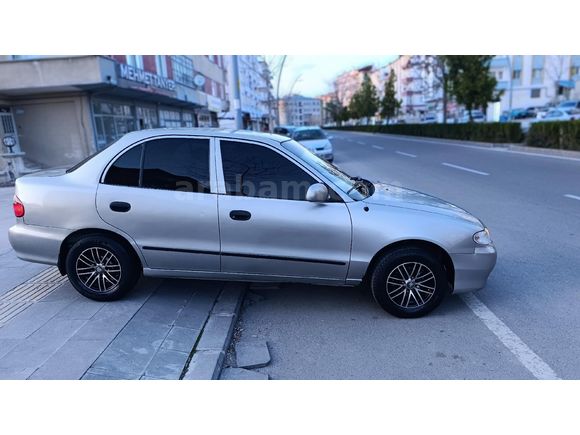 Galeriden Hyundai Accent 1.3 LX 1999 Model Niğde
