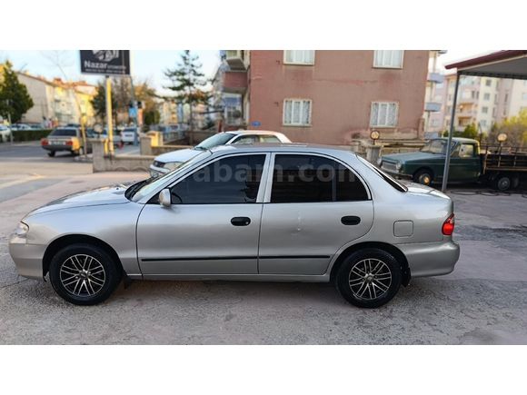 Galeriden Hyundai Accent 1.3 LX 1999 Model Niğde